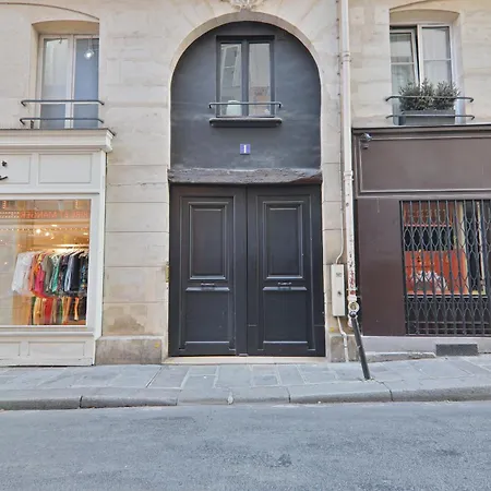 Quartier Saint Michel Notre Dame Free Netflix * Paris